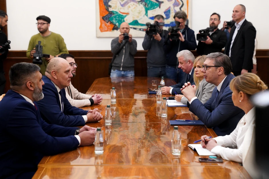 Aleksandar Vučić nastavio je danas konsultacije sa političkim strankama 