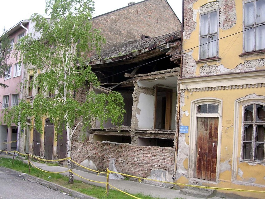 OOd nekad najlepših građevina, ostali samo temelji