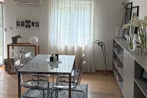 VODITELJKA PRODAVALA ZLATO DA IMA ZA OSNOVNE STVARI Danas živi u ovom prelepom stanu u Beogradu: "Nikada nisam znala sa finansijama"