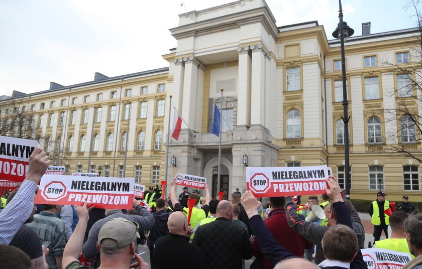 Mamy dość bezprawia!