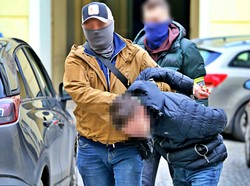 Akcja w domu na Wilanowie. Policja znalazła 320 kg narkotyków