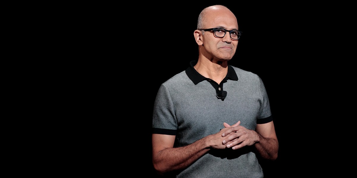 Satya Nadella zarobił jako CEO Microsoftu w 2019 r. ponad 40 milionów dolarów - 249 razy więcej niż wynosi mediana płac w firmie. Dlaczego? To pytanie zadał spółce jeden z inwestorów