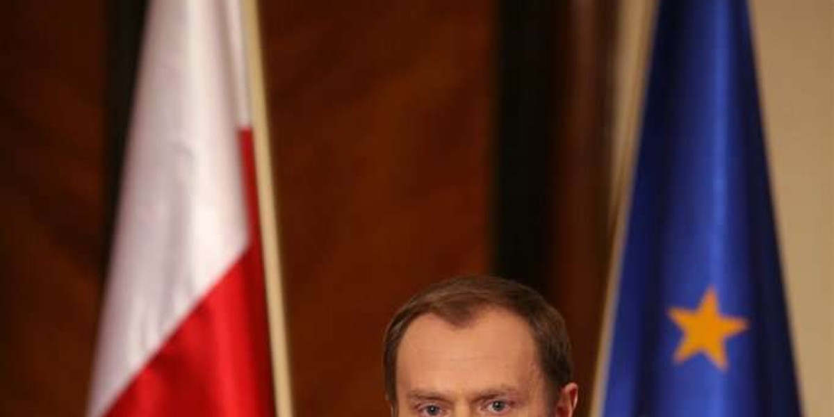 Tusk znów obiecuje nauczycielom podwyżki