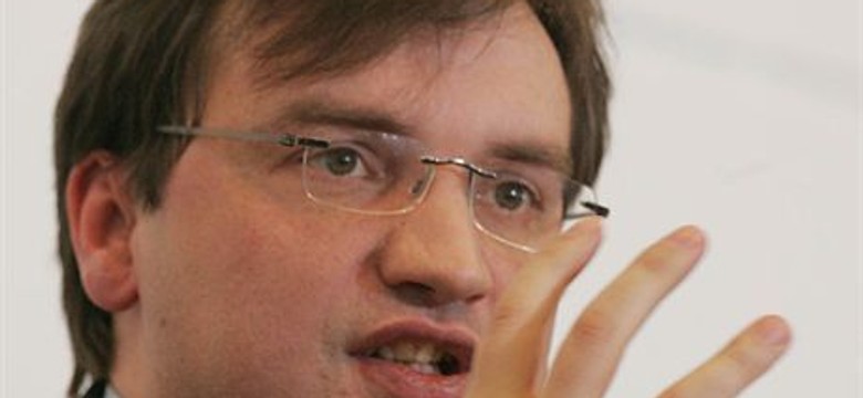 Opozycja: Odwołać Ziobrę; PiS: Nie wierzyć Lepperowi