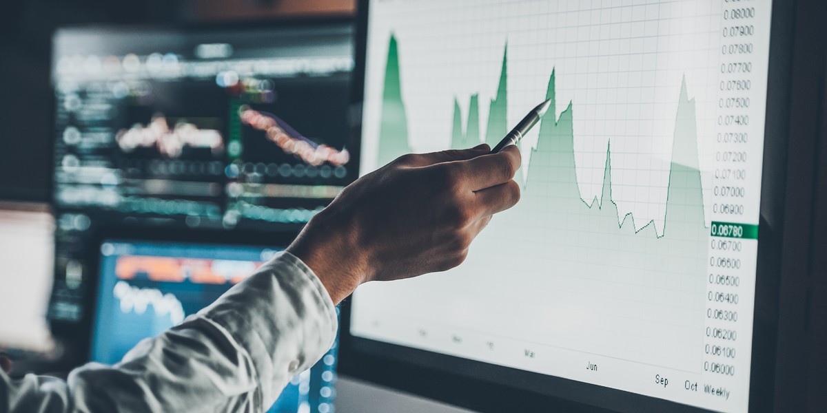 Model EM-score to matematyczny wzór, który pozwala przewidzieć niewypłacalność i upadłość przedsiębiorstwa. Pierwotnie (jako Z-score) składał się z pięciu wskaźników, a następnie z czterech