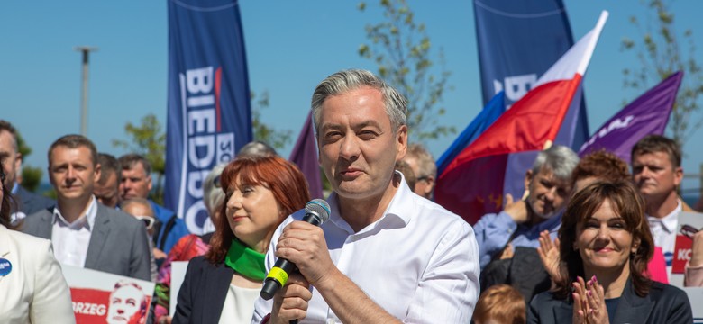 Wybory kopertowe. Biedroń: Składam zawiadomienie do prokuratury na premiera