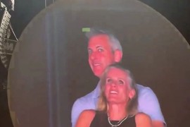 ŠVALER TAJKUN PONIZIO SUPRUGU pred celim svetom, ona mu SVE OPROSTILA? Uslikani su zajedno, a OVAJ DETALJ govori da je DOŠLO DO POMIRENJA