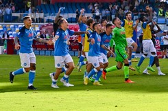 Skromne zwycięstwo Napoli. Drużyna Piotra Zielińskiego na czele Serie A [WIDEO]