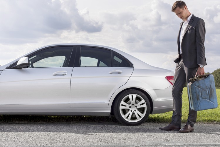 <strong> 3: Niedozwolone kanistry z benzyną</strong><br /><br />

Ze względów bezpieczeństwa, w Chorwacji nie można mieć w aucie kanistrów z benzyną. Podobnie jak w Czechach, należy jednak obowiązkowo spakować komplet zapasowych żarówek.<br /><br />