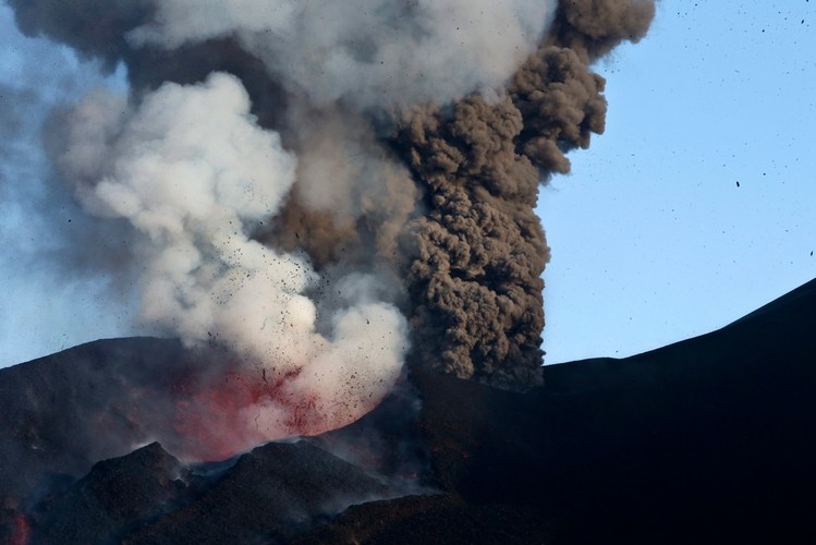 Niespokojny wulkan na wyspie Fogo