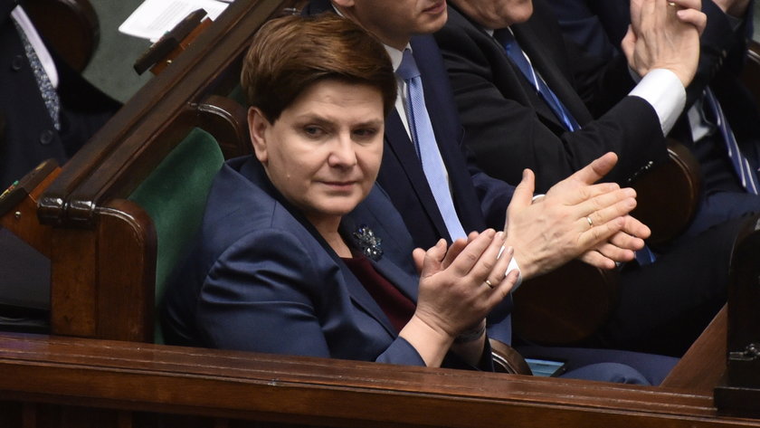 Sejm debatuje nad flagowym projektem PiS