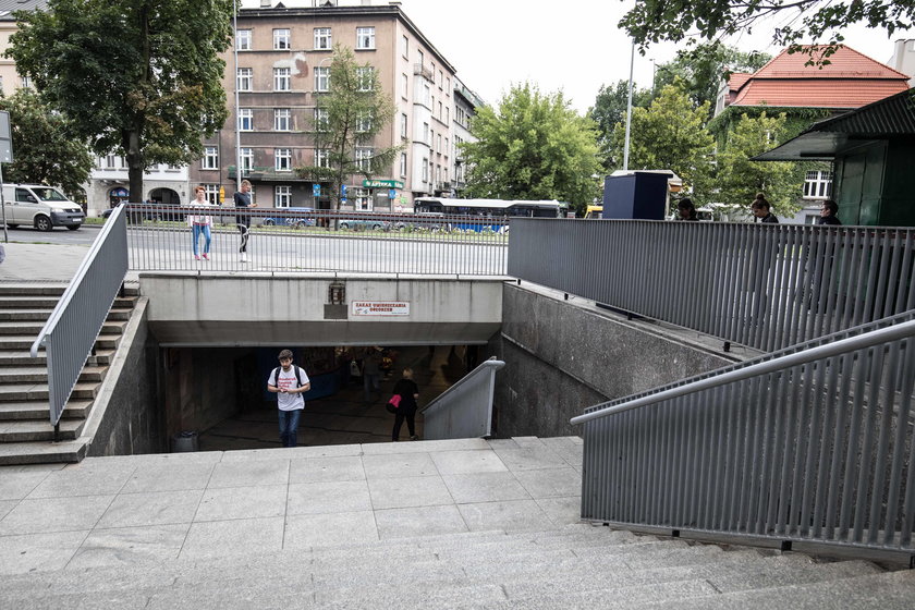 Przejście podziemne pod Jubilatem w Krakowie