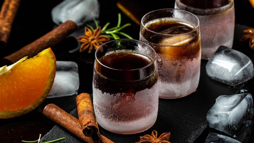 Tipps für Sparfüchse: Der beste Rum zum pur Trinken für unter 50 Euro