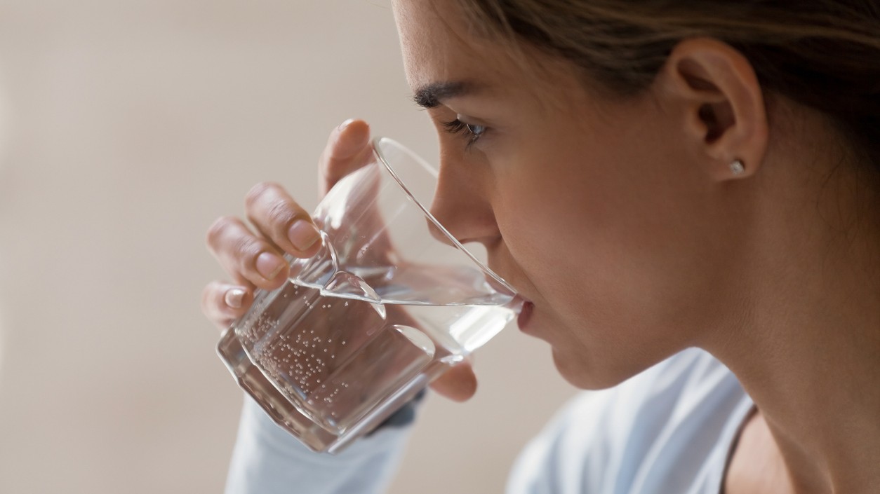 Častý smäd nemusí znamenať, že nepijete dosť vody. (ilustračné foto)