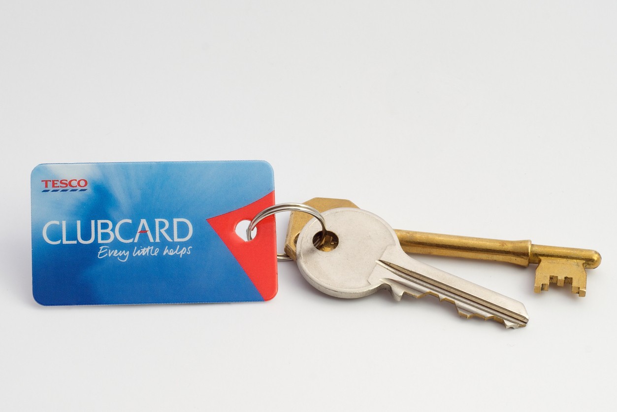 Budúcnosť programu Clubcard po dokončení predaja zatiaľ nie je známa. Ahold Delhaize avizuje zosúladenie vernostnej ponuky, konkrétne zmeny však neoznámil.