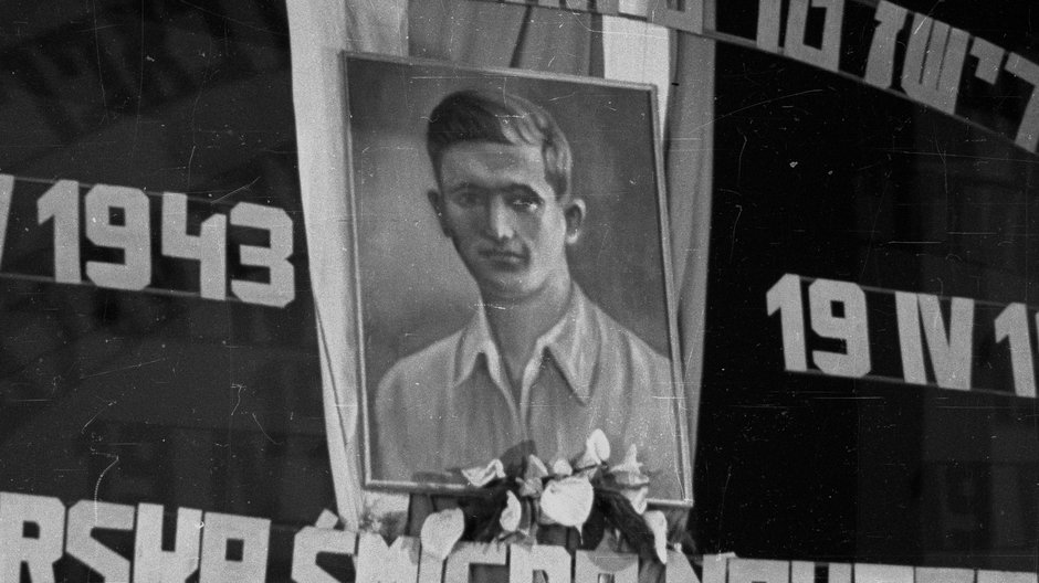 Portret Mordechaja Anielewicza. Obchody 5. rocznicy powstania w getcie, 1948 r.