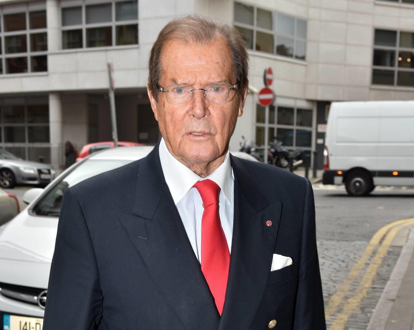 Roger Moore 