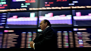 Rekomendacje i ropa popchnęły Amerykę