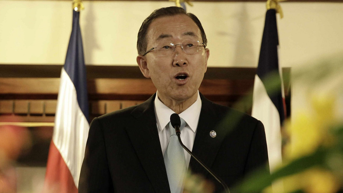 Atak, w którym zginęło 10 osób w prowadzonej przez ONZ szkole w Strefie Gazy, to "obraza moralności i akt zbrodni" - oświadczył sekretarz generalny Organizacji Narodów Zjednoczonych, Ban Ki Mun.