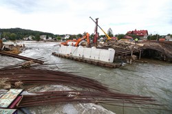 Zalany dom był ubezpieczony na milion, PZU chce dać grosze. Zadziwiające tłumaczenie ubezpieczyciela