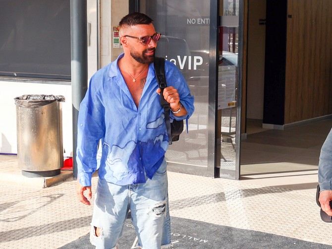 Riki Martin ima spektakl u Beogradu, a Kalemegdanom šeta sa ćerkom: Ko je mala Lusija 