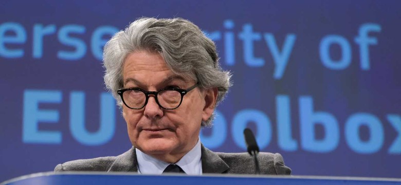 Komisarz UE: Nie wierzę, że dojdzie do polexitu