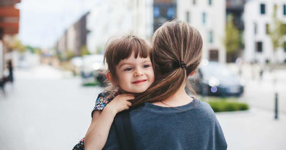 Jak rozmawiać z dzieckiem, by nas słuchało? Wielu rodziców powtarza ten sam błąd