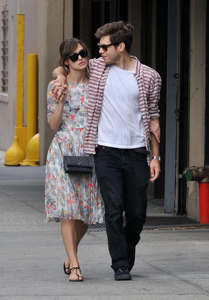 Kira i Džejms na početku zabavljanja