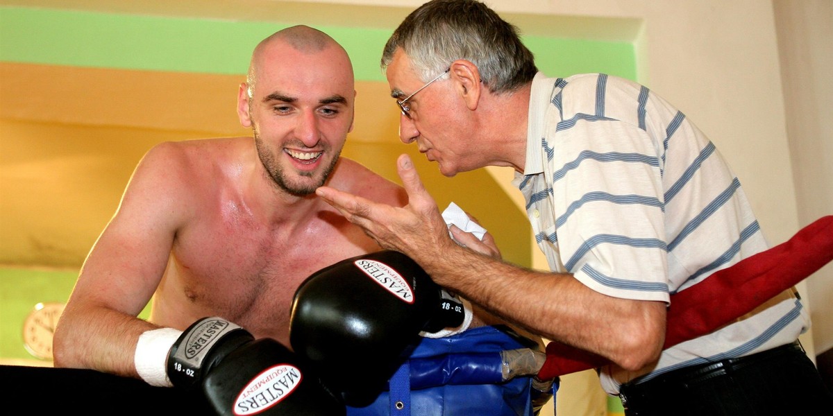 Kilka lat temu koszykarza i jego ojca łączyła niezwykła więź. Marcin Gortat wytatuował sobie nawet na piersi podobiznę taty. 