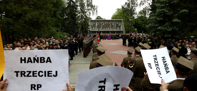 Ostre starcie na antenie. "Popis chamstwa posła Hofmana"