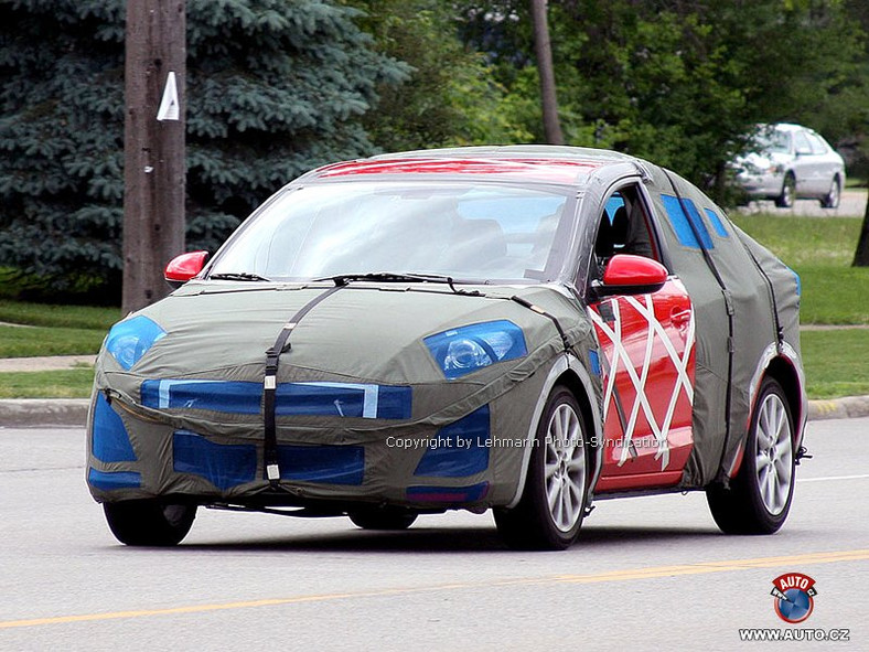 Zdjęcia szpiegowskie: Mazda3 w 2010 roku