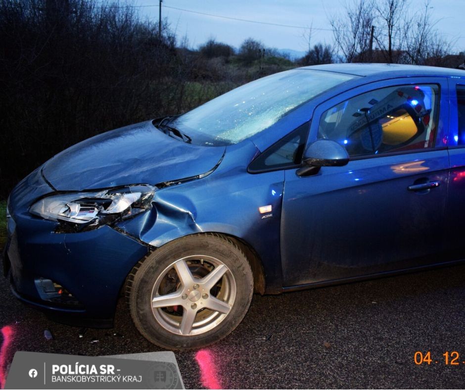 Pri obci Dubovec v okrese Rimavská Sobota došlo k vážnej nehode.