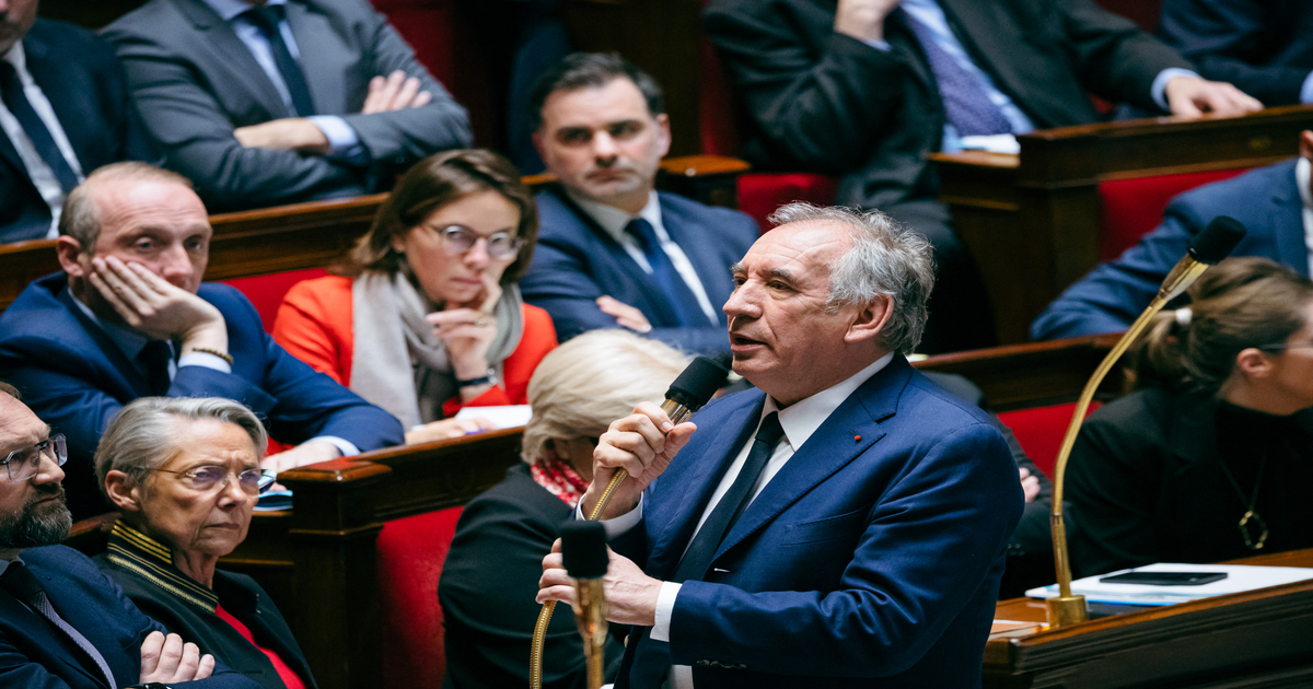 François Bayrou remet officiellement sa démission à Macron