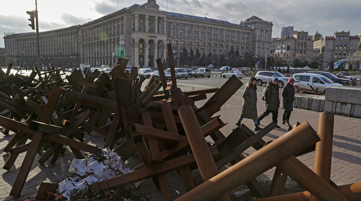 Újra támadja Kijevet Oroszország / Fotó: EPA/SERGEY DOLZHENKO