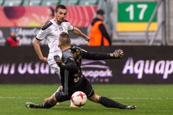 Lotto Ekstraklasa: Drużyna Smudy dzięki wygranej ze Śląskiem wydostała się ze strefy spadkowej