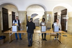 Prawica zwycięża w Szwajcarii? Są wyniki exit poll