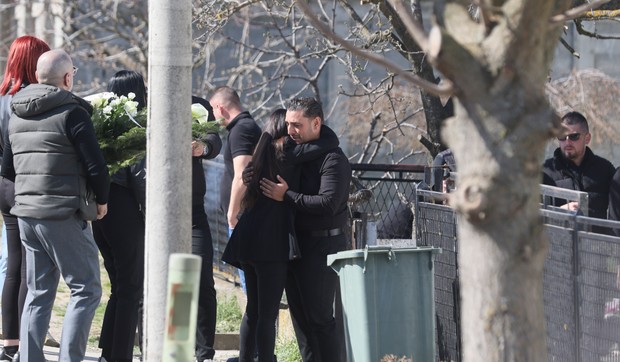 Ana Sević podržala Darka Lazića