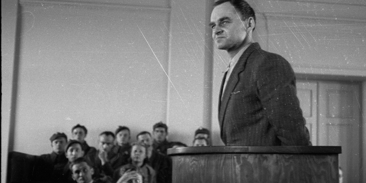 Witold Pilecki podczas składania zeznań