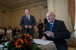 Dorabiają na giełdzie, uczelniach i w radach nadzorczych. Najbogatsi prezydenci polskich miast [RANKING]