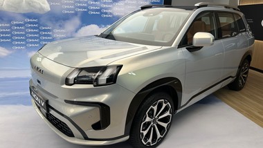 oto nowy suv dla dużej rodziny. jest szybki, oszczędny i wygodny. ile kosztuje?