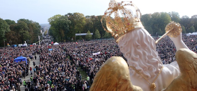 Wielka Pokuta na Jasnej Górze. 100 tysięcy osób modliło się za grzechy narodowe