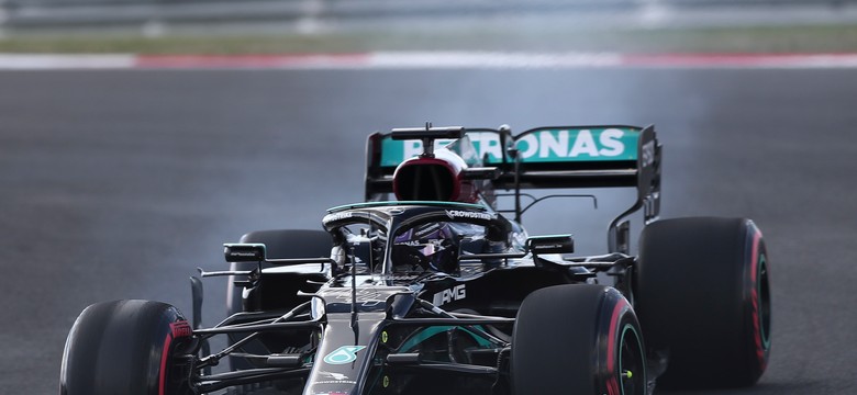 Lewis Hamilton cofnięty o dziesięć miejsc na starcie Grand Prix Turcji