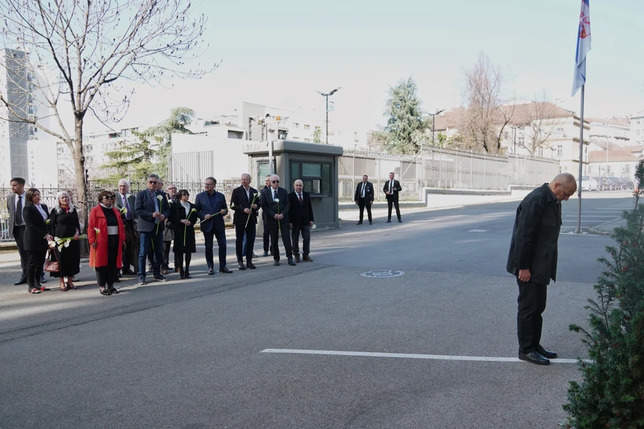 Odavanje pošte Zoranu Đinđiću