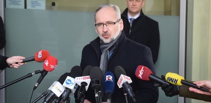 Rząd wprowadzi częściowy obowiązek pracy zdalnej. O co apeluje minister Adam Niedzielski?