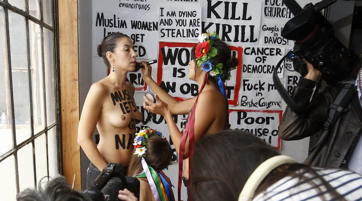 Femen tüntetés 0918