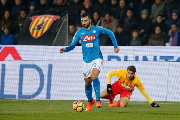 Liga włoska: Napoli lepsze od Benevento i wciąż wyprzedza Juventus