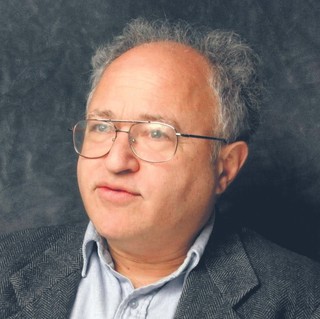 Milton Friedman broni się sam