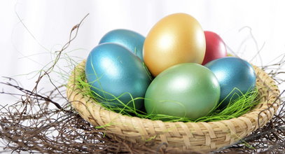 Wielkanocne pisanki. Jak zabarwić jajka bez użycia chemii? 