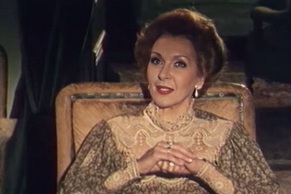 SMRT NAŠE ČUVENE GLUMICE PRATILE SU MRAČNE PRIČE O NASILJU I ZLOSTAVLJANJU Bila je najlepša u Jugoslaviji, a onda joj je BOLEST IZBRISALA PAMĆENJE: Potresni detalji iz života Zdravke Krstulović