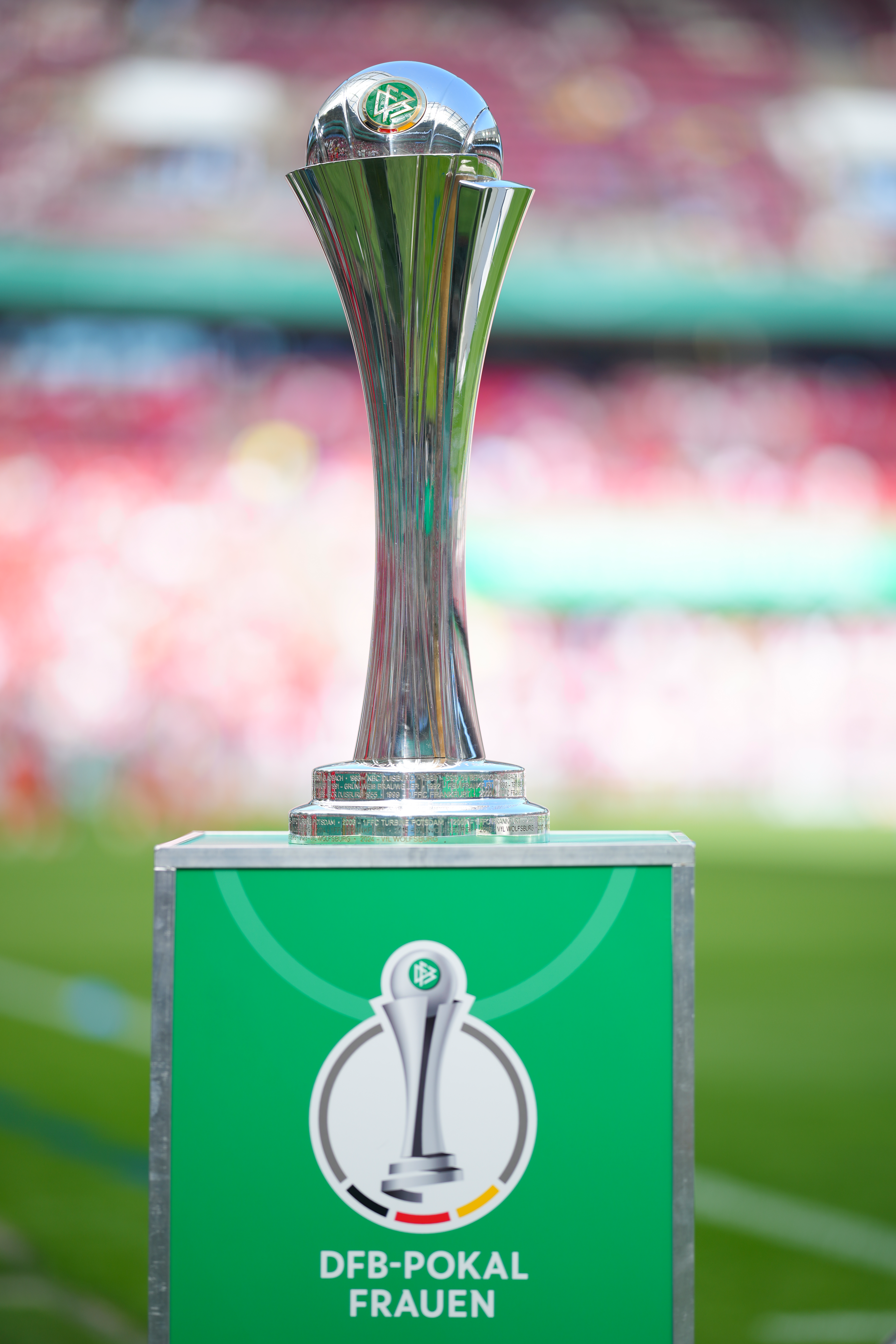 BVB-Frauen feiern Pokal-Premiere gegen Bayern München